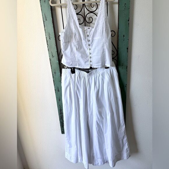 Free People elastic waist cotton pant. White eyelet camisole top elastic. XL - Picture 13 of 13